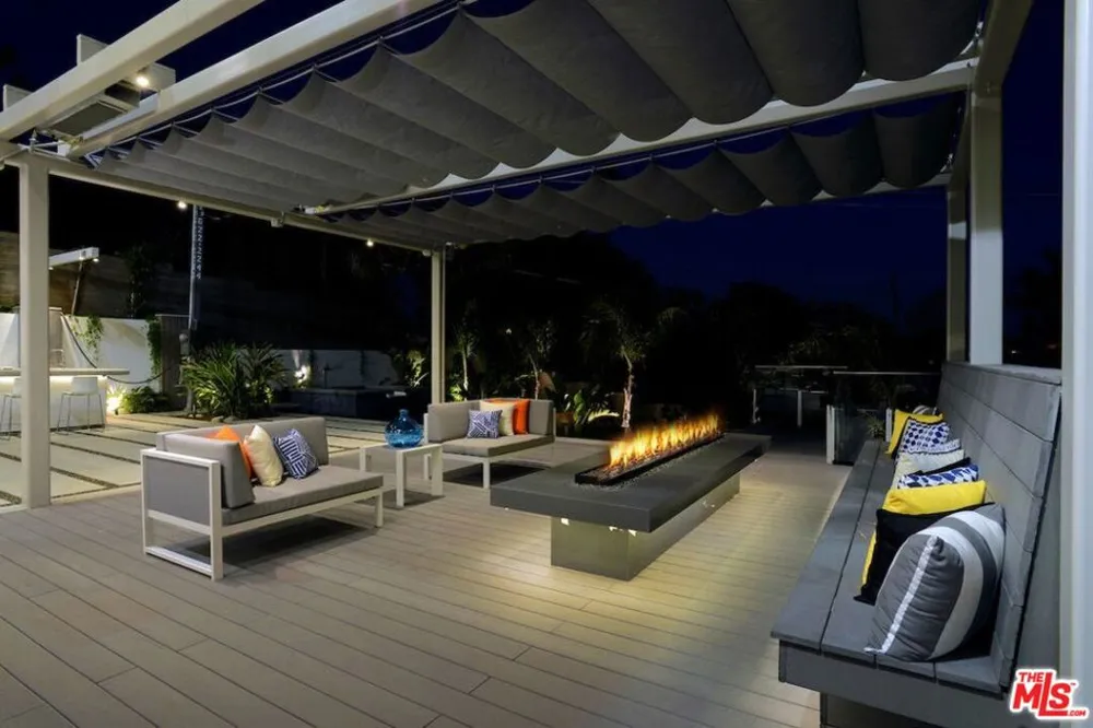 16132 Alcima Avenue Los Angeles, CA 90272