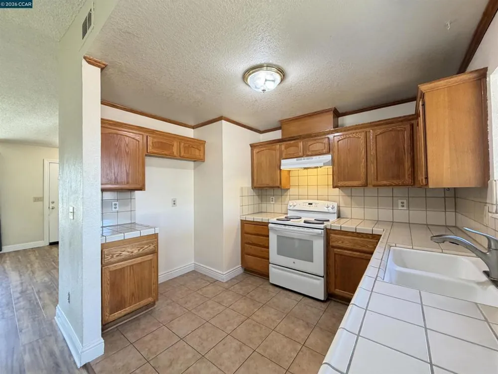 5260 Robert Way Oakley, CA 94561