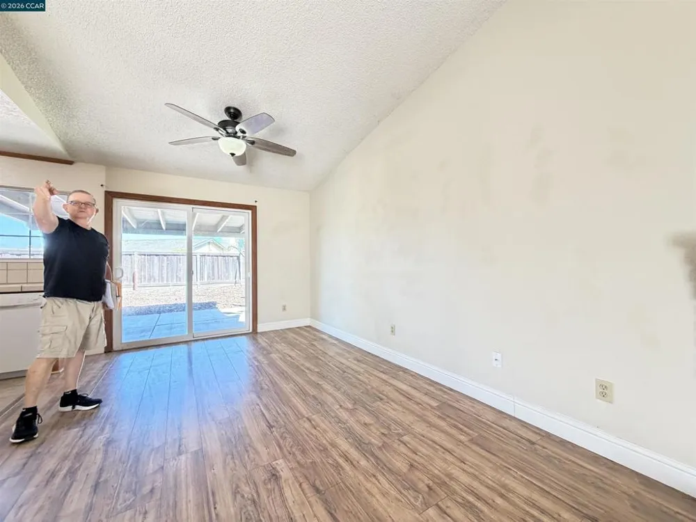5260 Robert Way Oakley, CA 94561