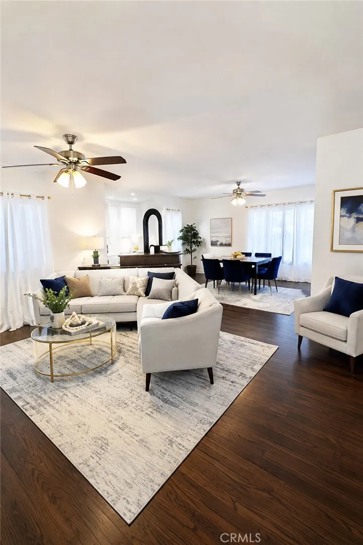 800 Hobart Los Angeles, CA 90029