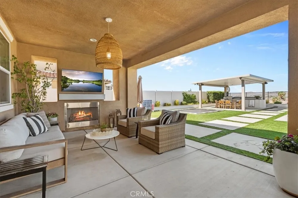 17029 Doria Court Riverside, CA 92503