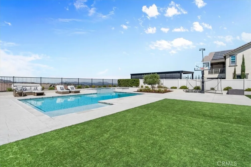 17029 Doria Court Riverside, CA 92503