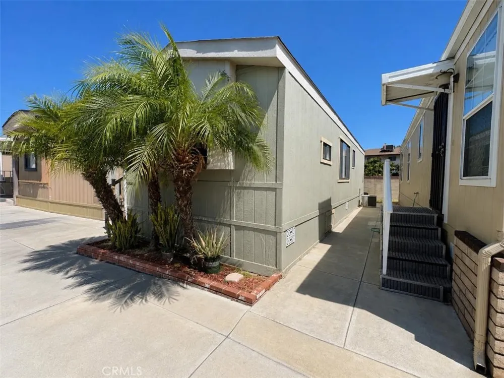 17820 Lakewood Boulevard #24 Bellflower, CA 90703