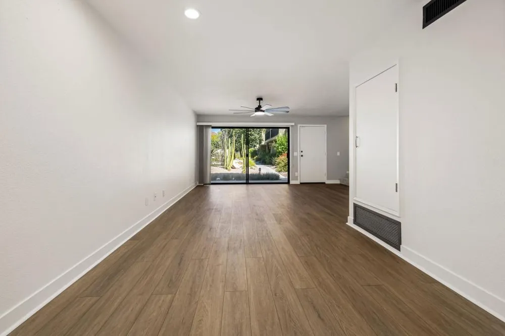 2338 Los Patos Drive Palm Springs, CA 92264