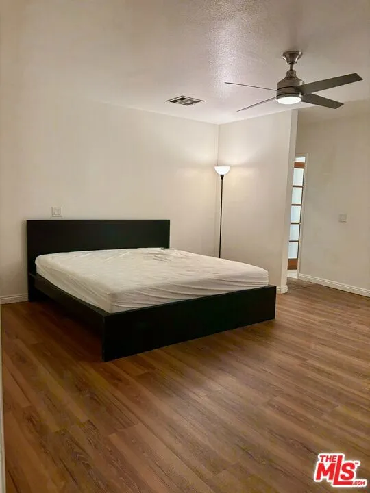 639 Navy Street #B Santa Monica, CA 90405