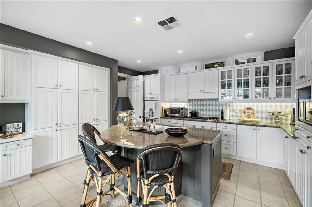 9 Long Bay Newport Beach, CA 92660