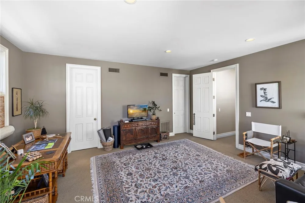9 Long Bay Newport Beach, CA 92660