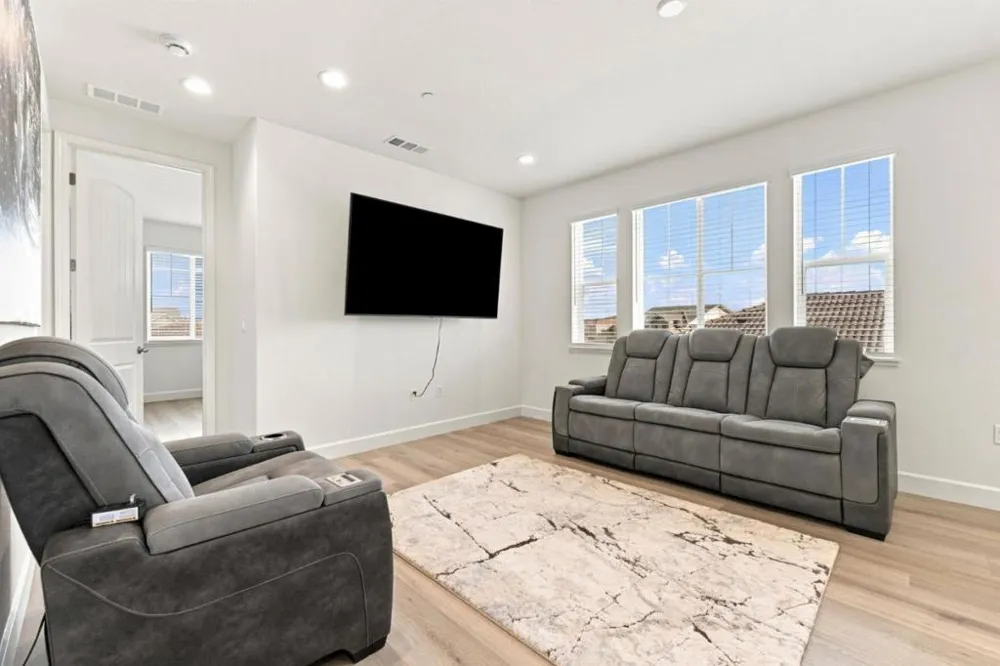 20 Grapevine Court Oakley, CA 94561