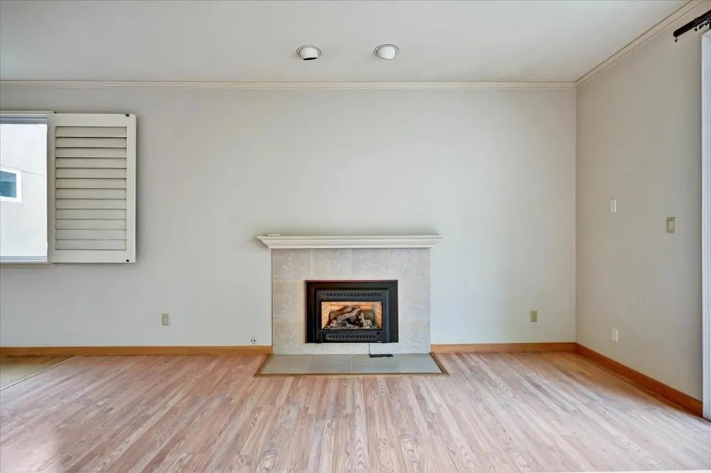 30 Lorton Avenue #303 Burlingame, CA 94010