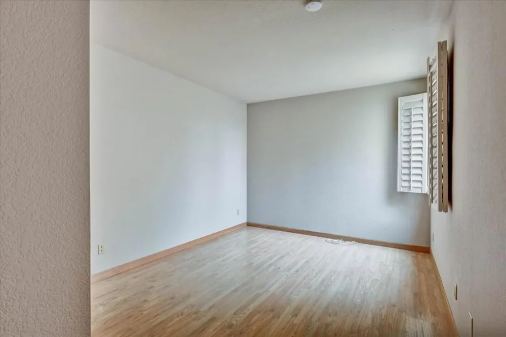 30 Lorton Avenue #303 Burlingame, CA 94010