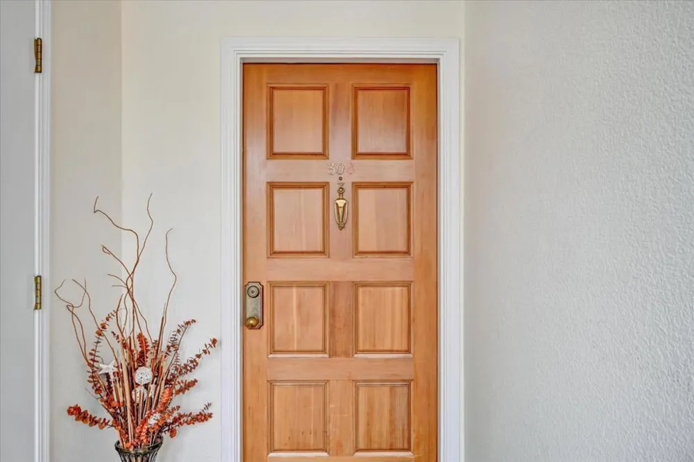 30 Lorton Avenue #303 Burlingame, CA 94010