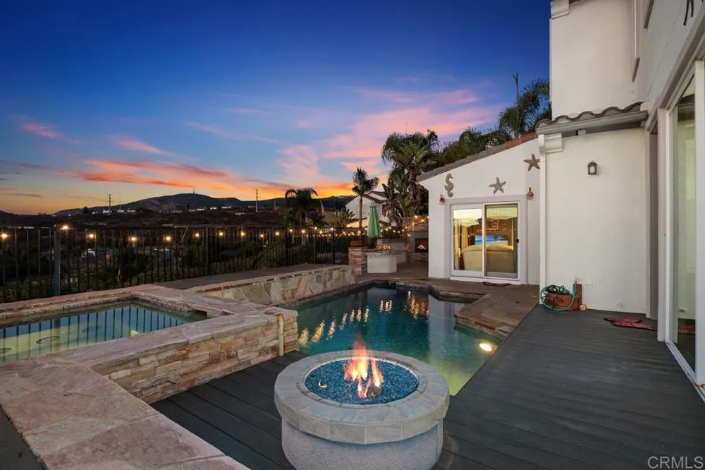 2653 Fallsview Rd San Marcos, CA 92078