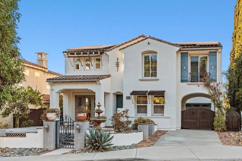 2653 Fallsview Rd San Marcos, CA 92078