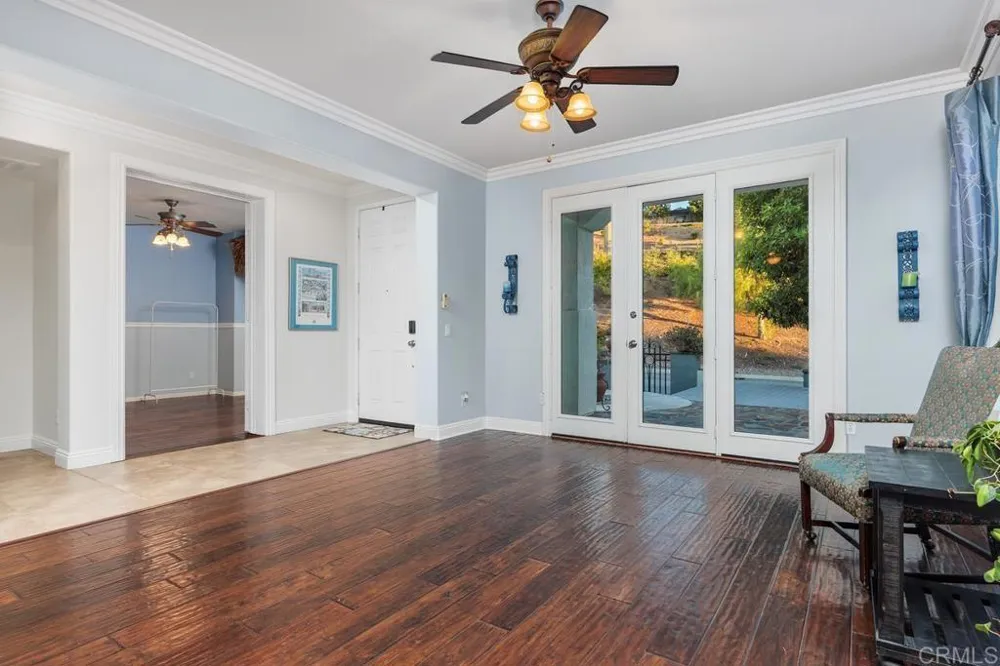 2653 Fallsview Rd San Marcos, CA 92078
