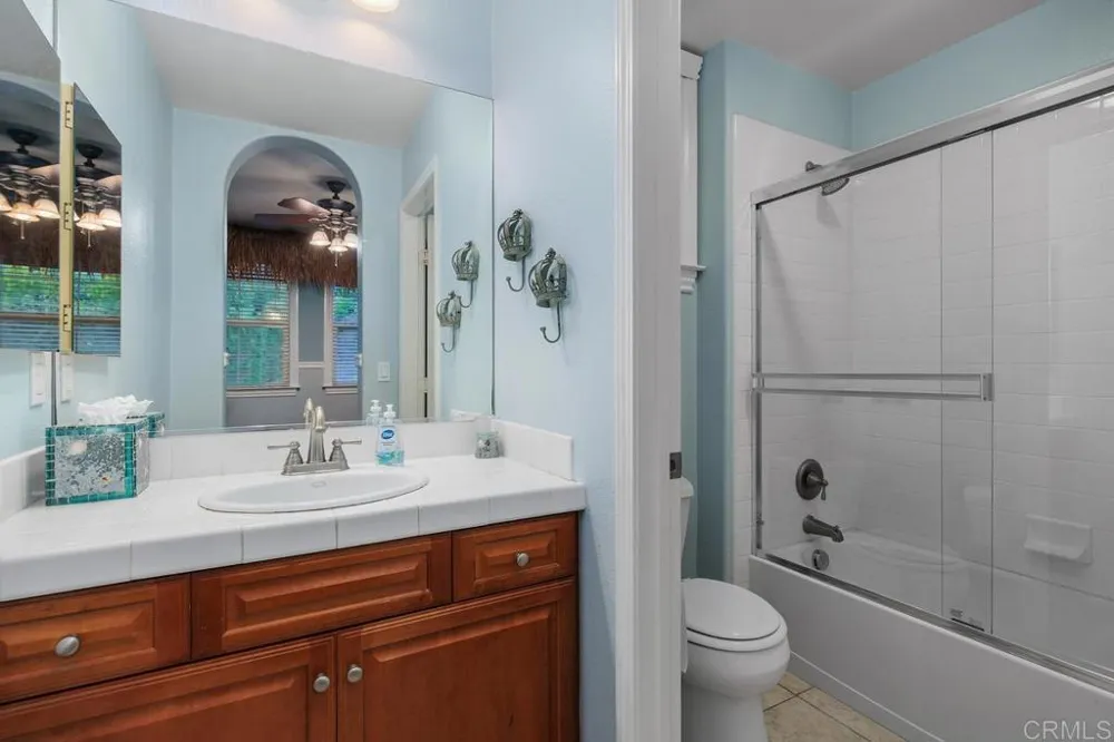 2653 Fallsview Rd San Marcos, CA 92078