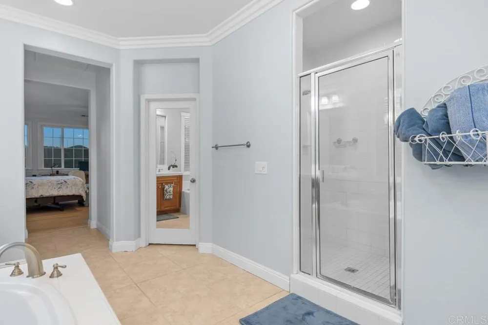 2653 Fallsview Rd San Marcos, CA 92078