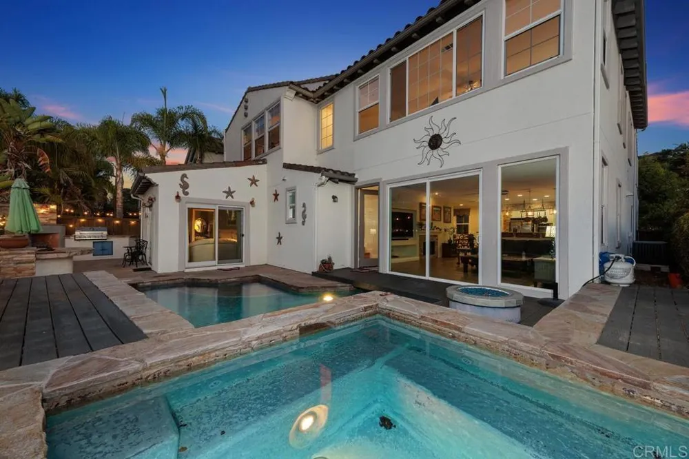2653 Fallsview Rd San Marcos, CA 92078