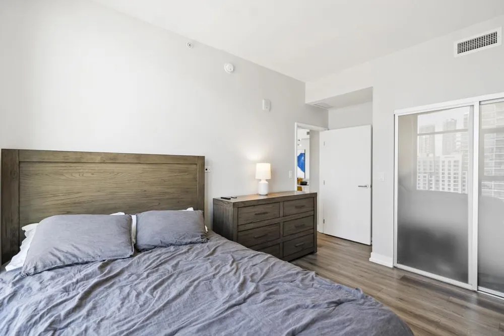 575 6th #1004 San Diego, CA 92101