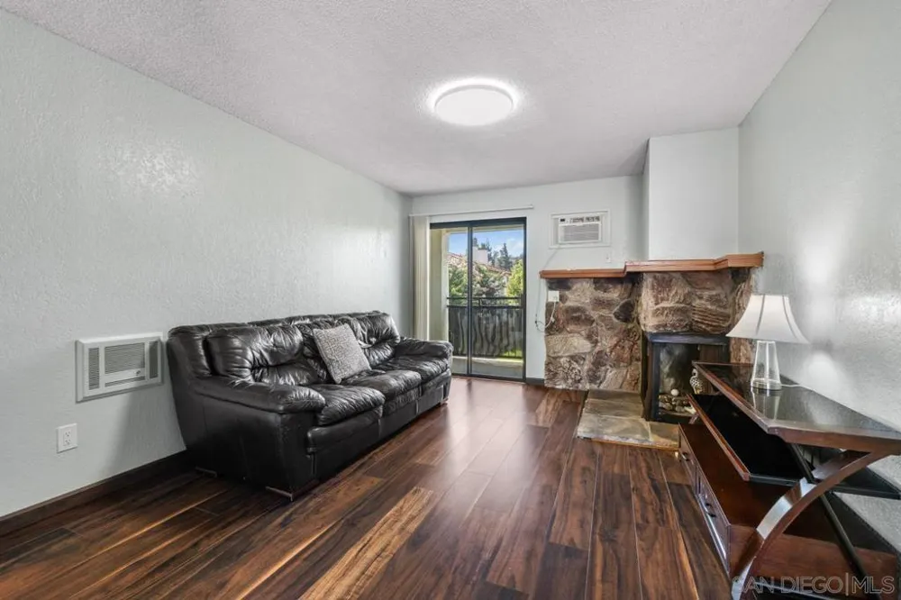 1009 S Sunshine #D El Cajon, CA 92020