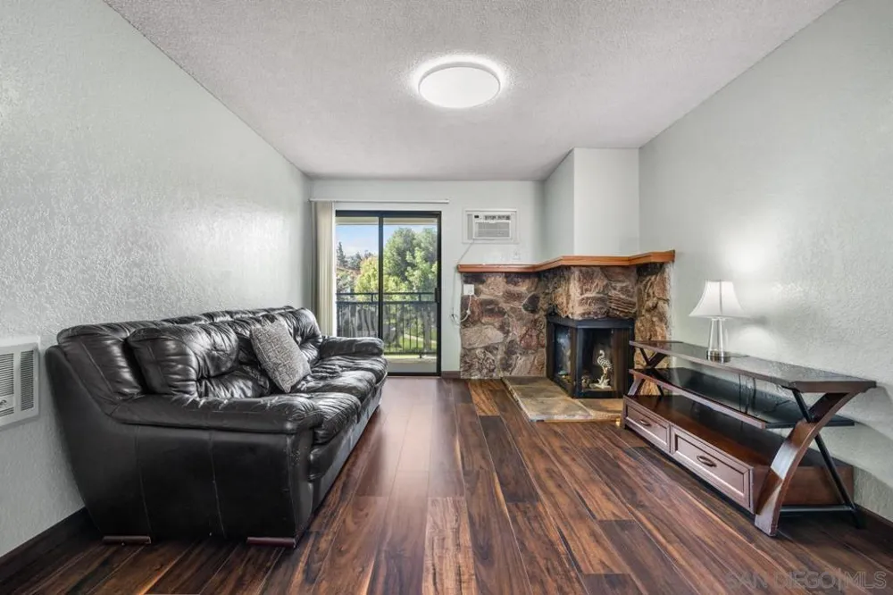 1009 S Sunshine #D El Cajon, CA 92020