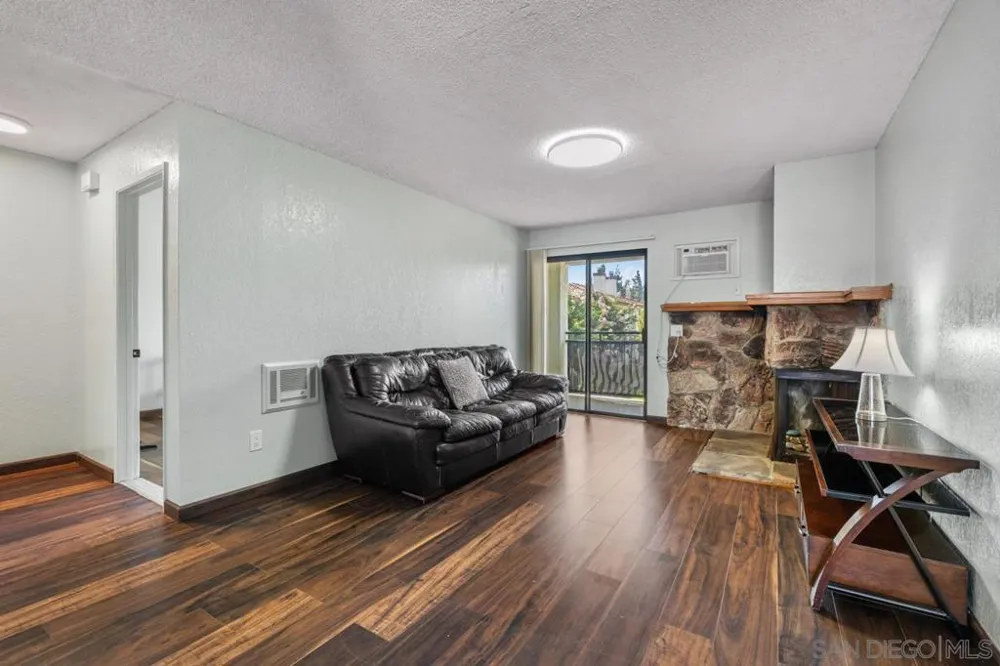 1009 S Sunshine #D El Cajon, CA 92020