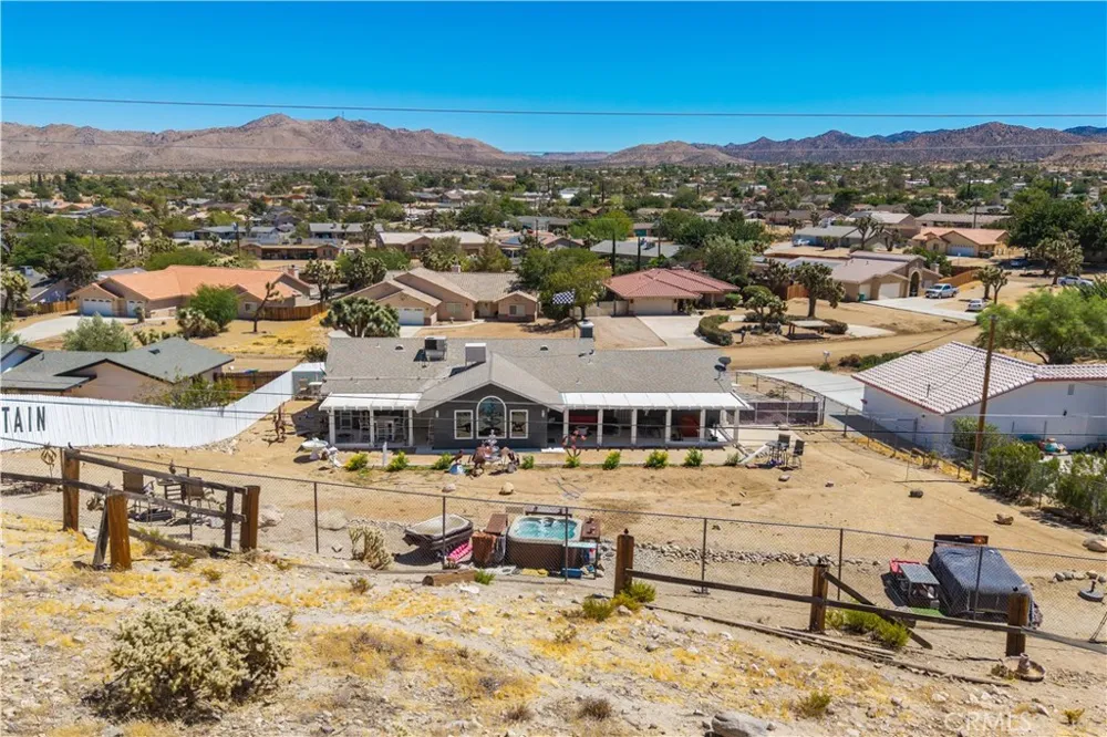 8264 Balsa Avenue Yucca Valley, CA 92284