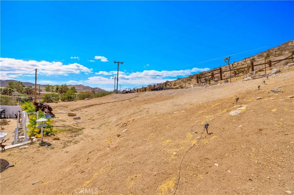 8264 Balsa Avenue Yucca Valley, CA 92284