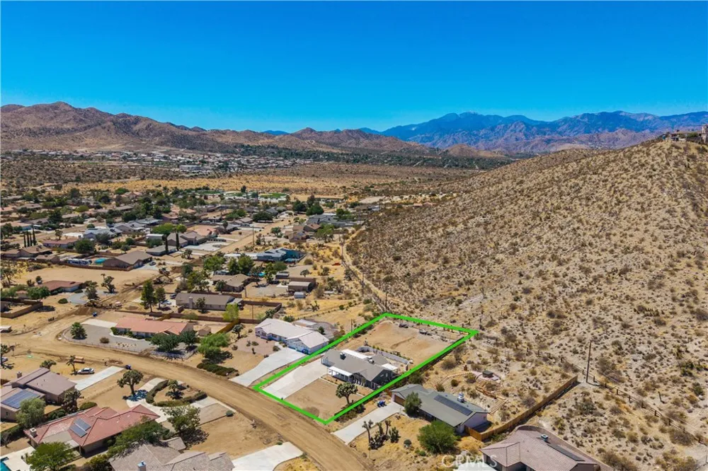 8264 Balsa Avenue Yucca Valley, CA 92284