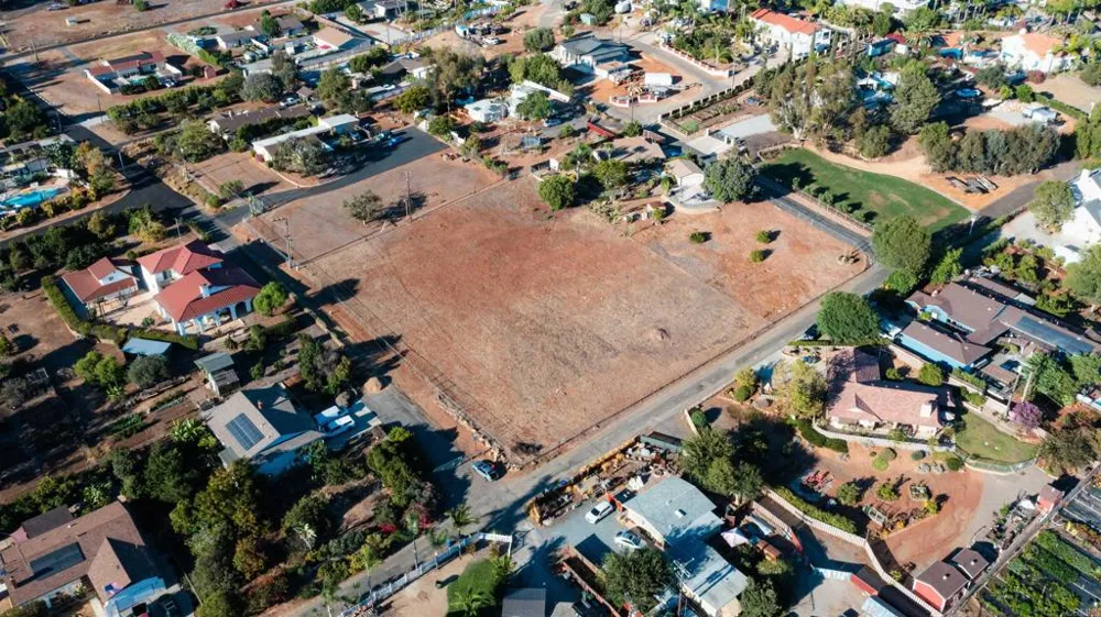 Arcadia Avenue Vista, CA 92084