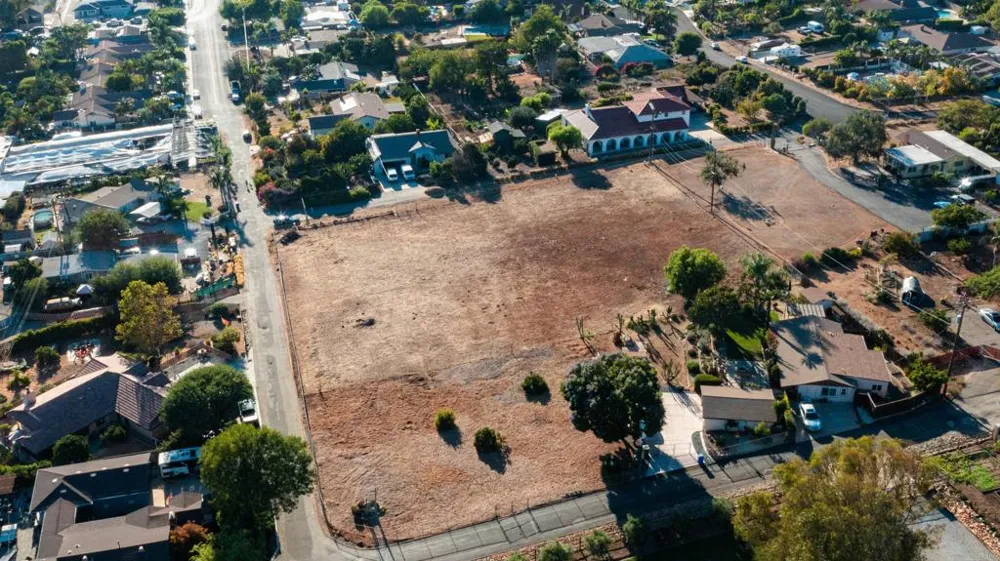 Arcadia Avenue Vista, CA 92084