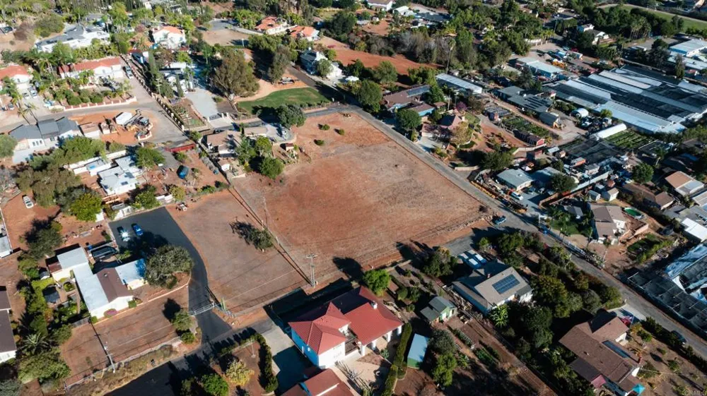 Arcadia Avenue Vista, CA 92084