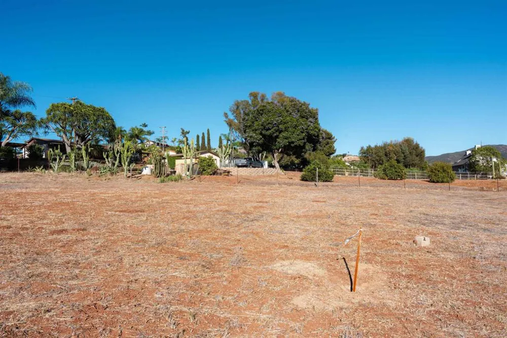 Arcadia Avenue Vista, CA 92084