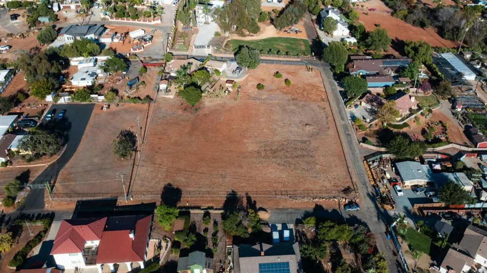 Arcadia Avenue Vista, CA 92084