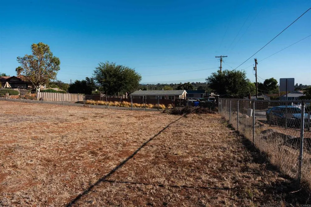 Arcadia Avenue Vista, CA 92084