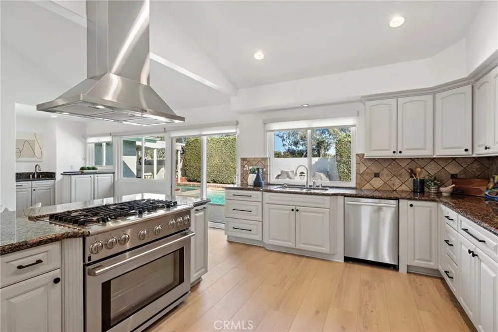 21902 Summerwind Lane Huntington Beach, CA 92646