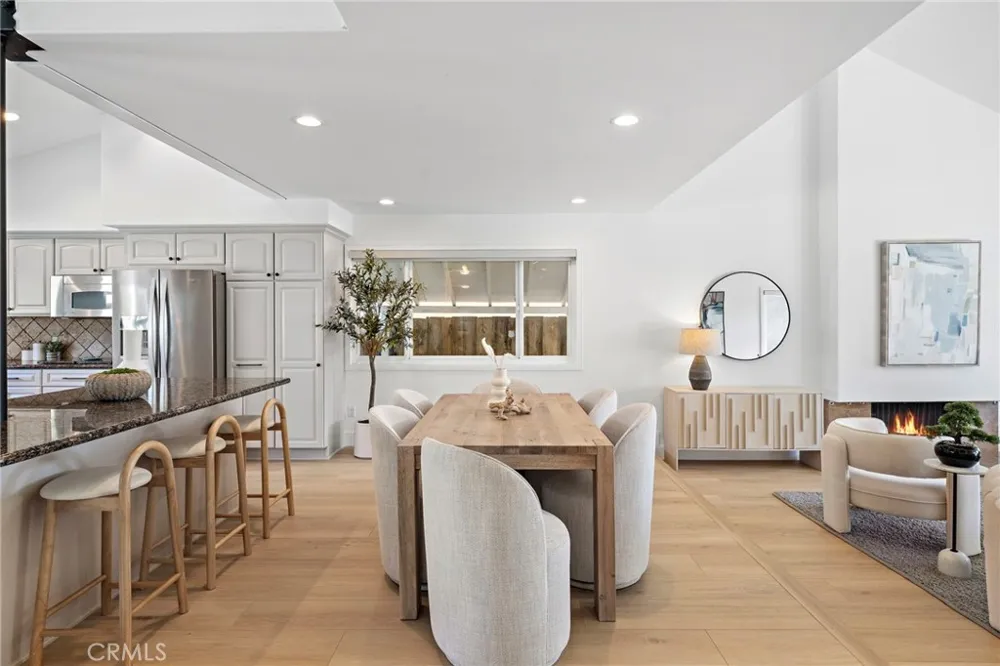 21902 Summerwind Lane Huntington Beach, CA 92646