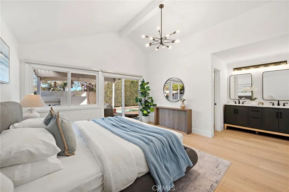 21902 Summerwind Lane Huntington Beach, CA 92646