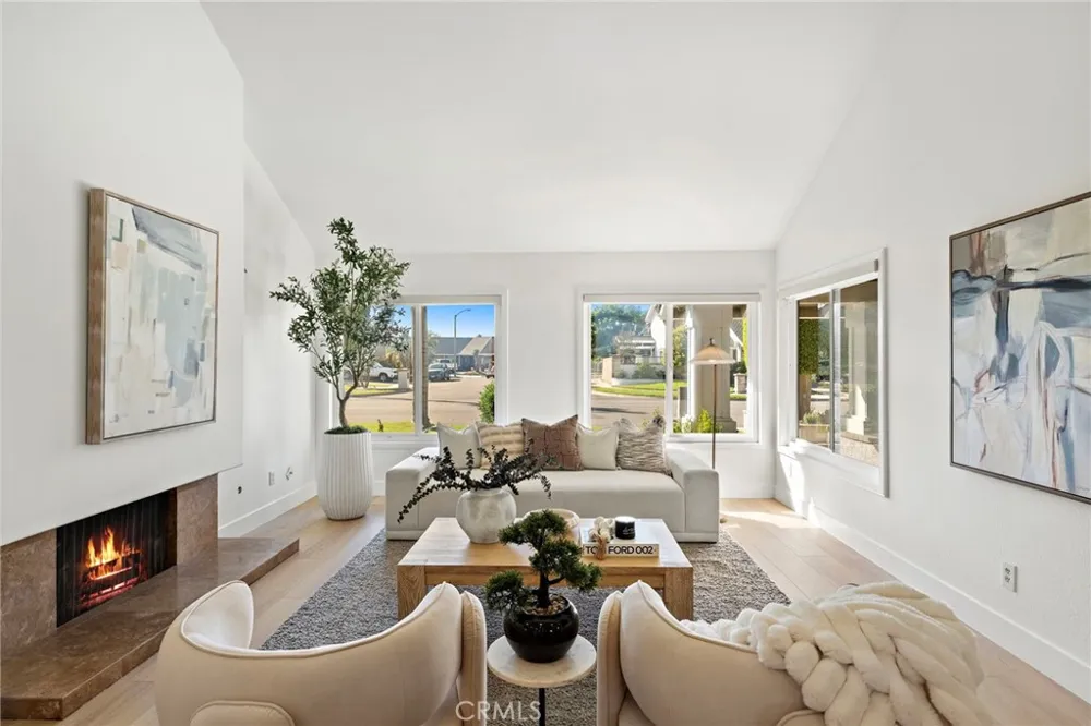 21902 Summerwind Lane Huntington Beach, CA 92646