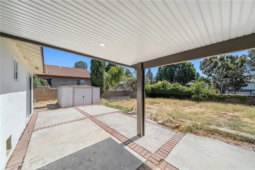 1350 East Hillcrest Drive Thousand Oaks, CA 91362