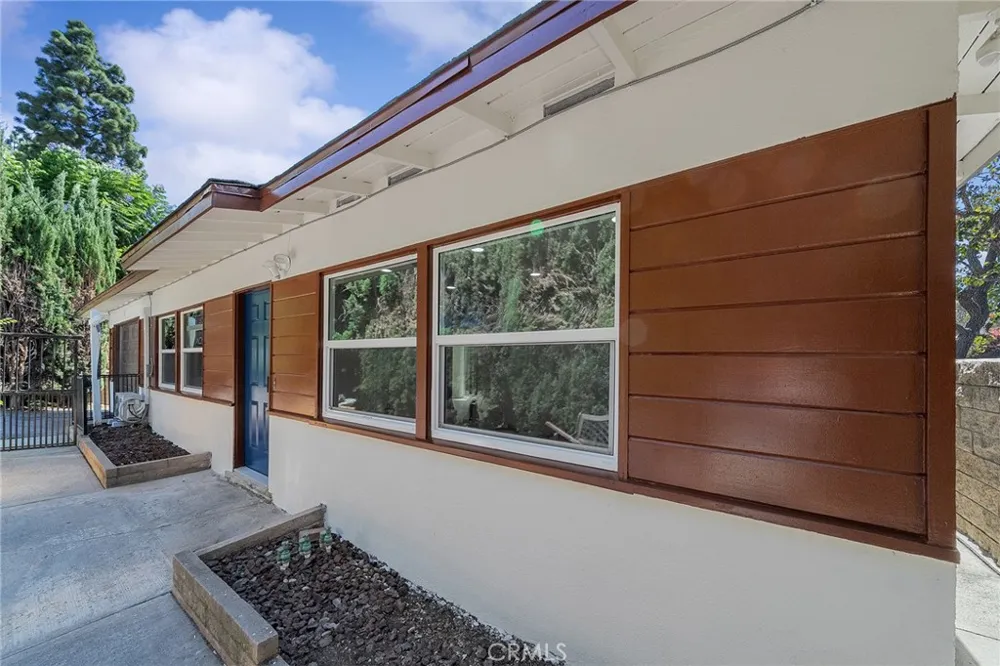 1350 East Hillcrest Drive Thousand Oaks, CA 91362