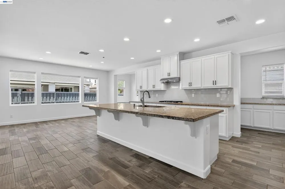2609 Aurora Astorga Dr Tracy, CA 95376