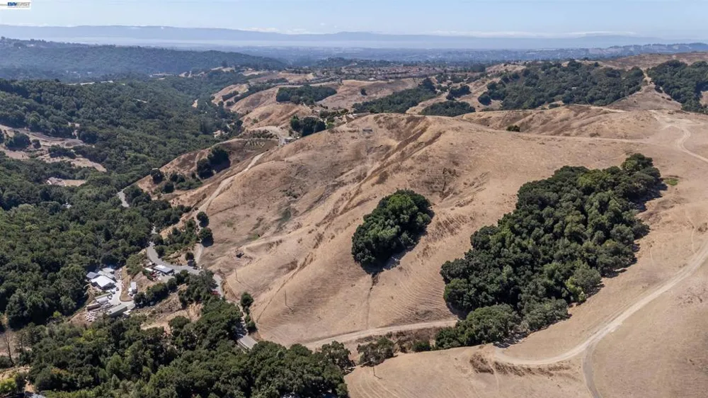 21479 Eden Canyon Rd Castro Valley, CA 94552