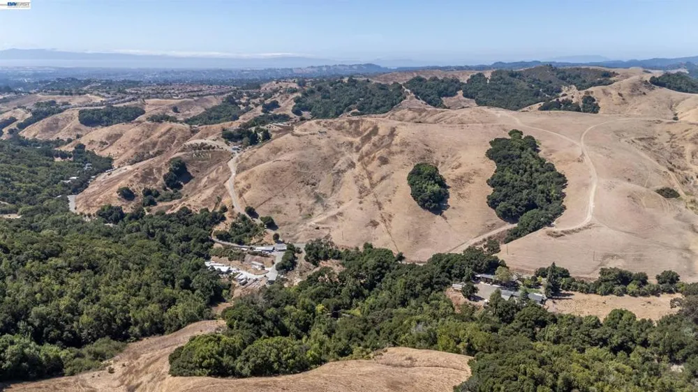 21479 Eden Canyon Rd Castro Valley, CA 94552
