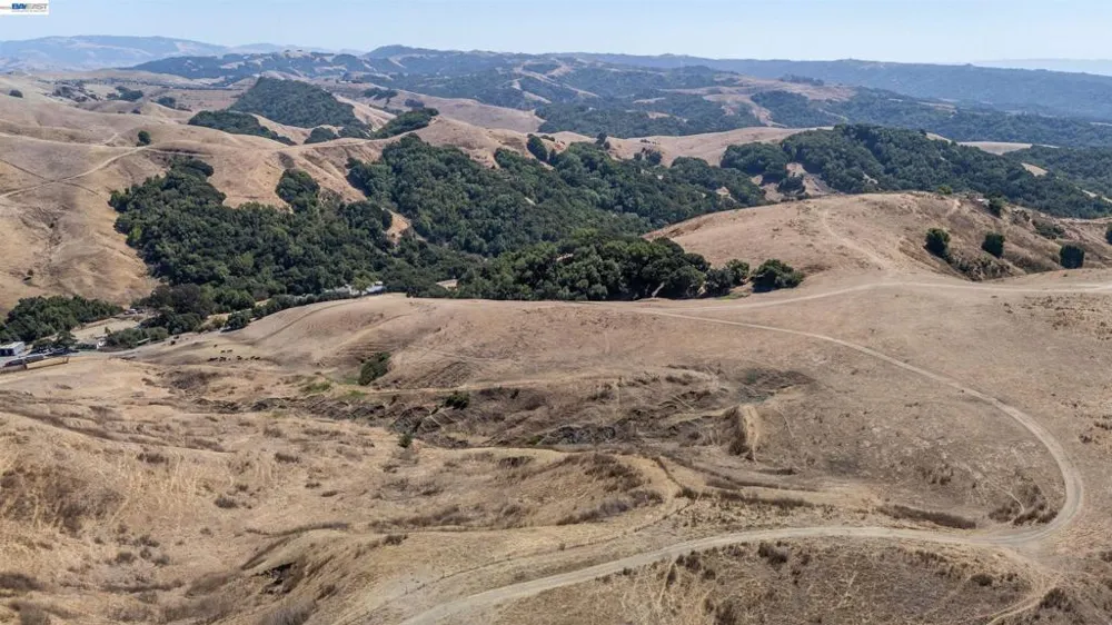 21479 Eden Canyon Rd Castro Valley, CA 94552
