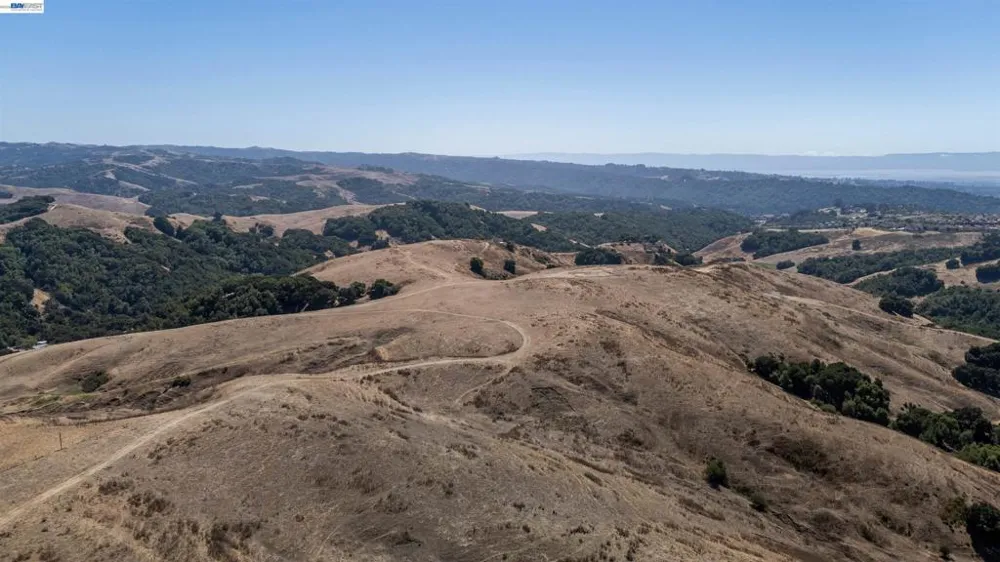 21479 Eden Canyon Rd Castro Valley, CA 94552