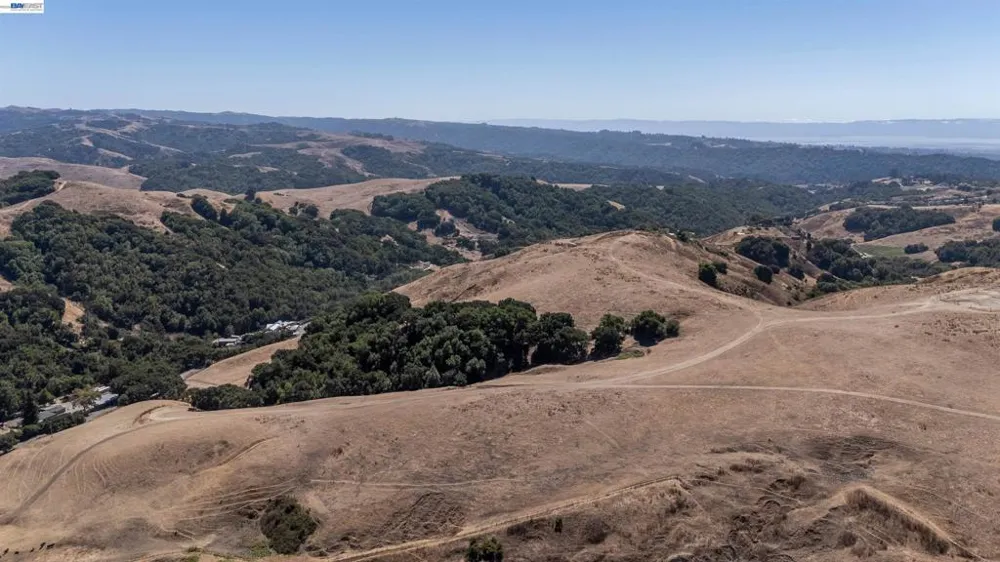 21479 Eden Canyon Rd Castro Valley, CA 94552