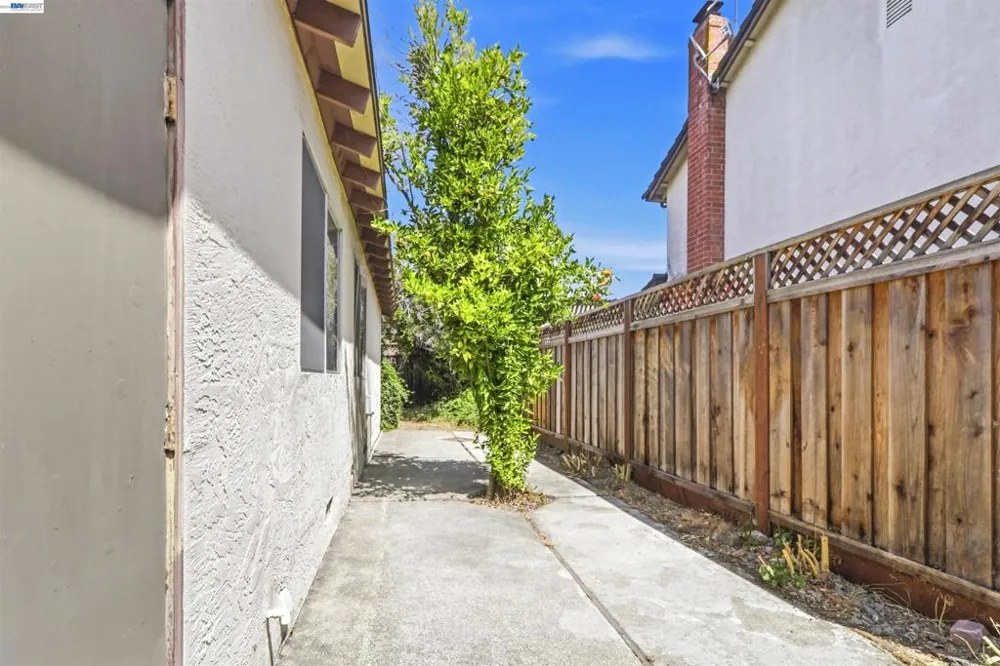 35278 Cornwall Pl Newark, CA 94560