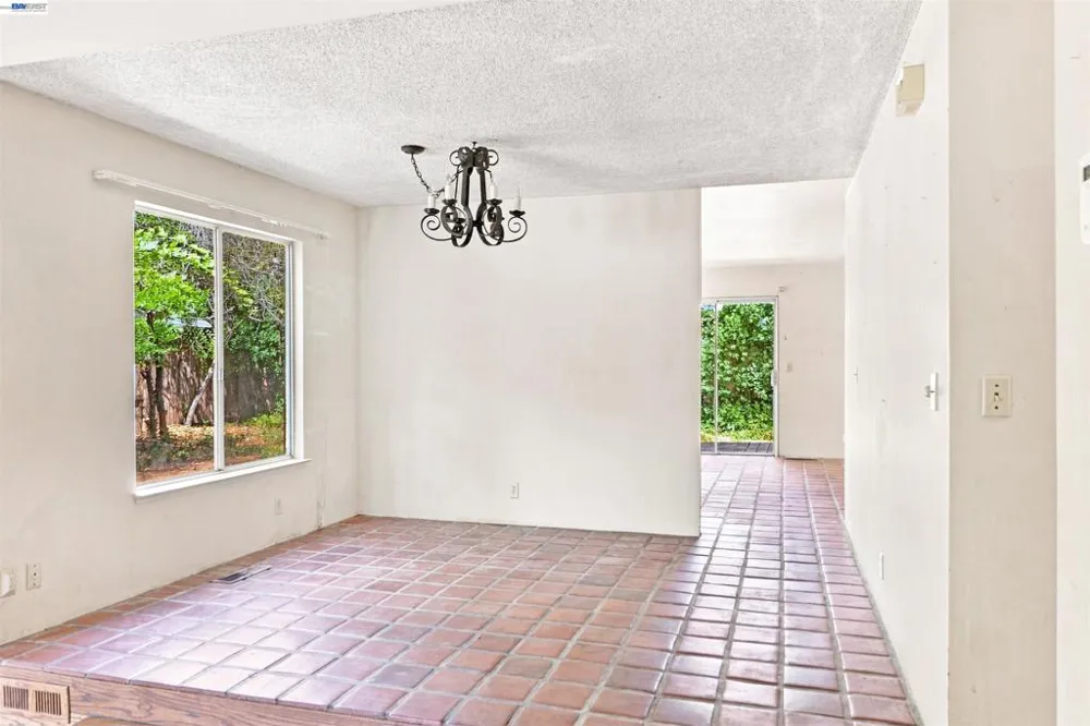 35278 Cornwall Pl Newark, CA 94560
