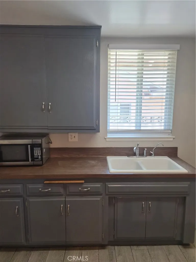 928 Humboldt Ontario, CA 91764