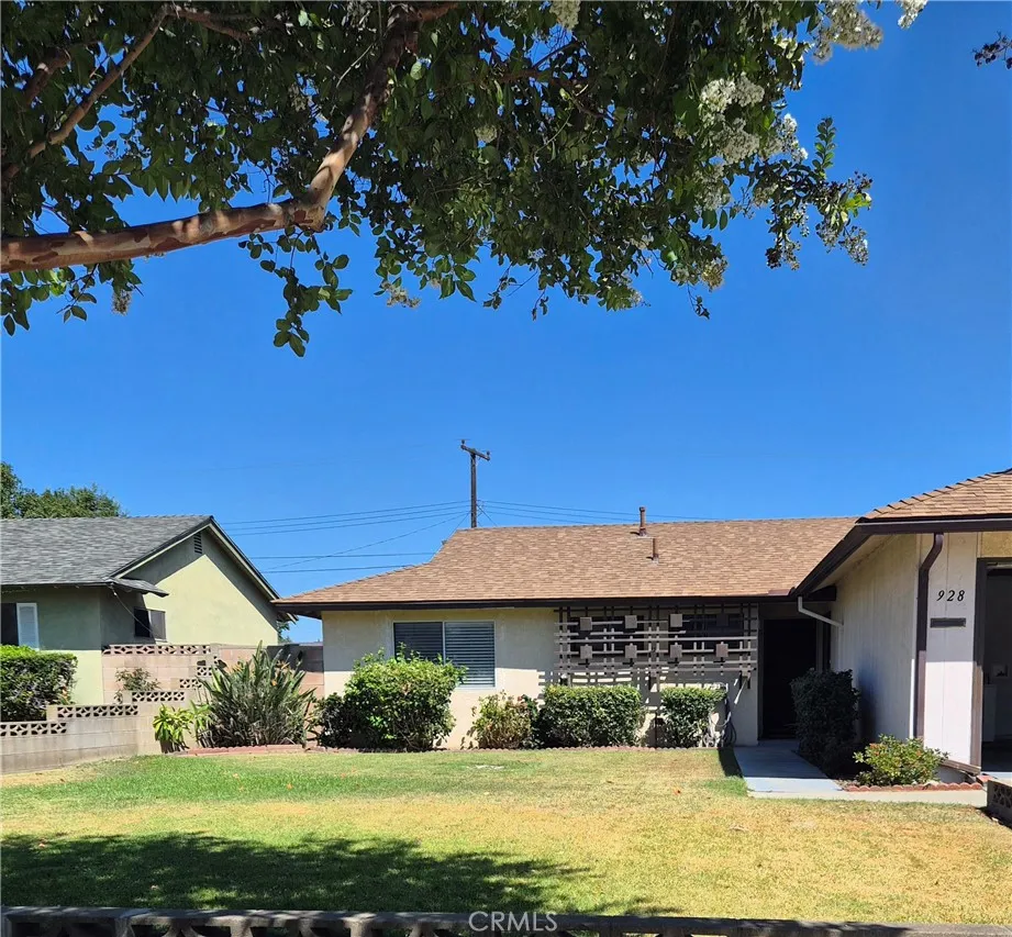 928 Humboldt Ontario, CA 91764